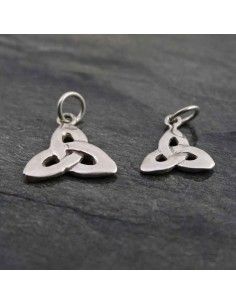 Colgante triqueta plata